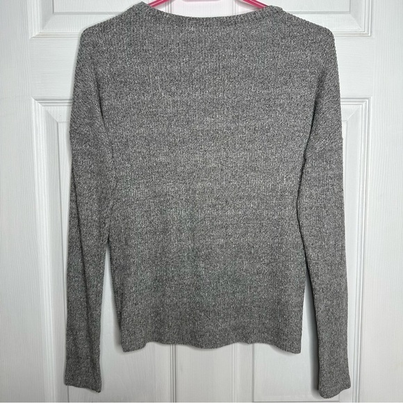 Tie-Knot Shirt Long Sleeved Ribbed Grey Size Medium - Picture 8 of 16